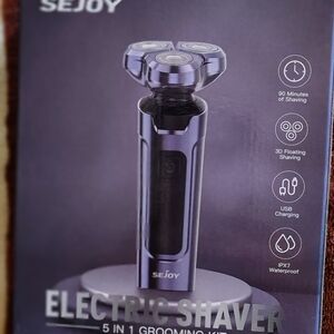 Blue Electric Shaver with Pop-up Trimmer